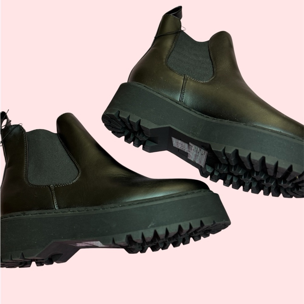 Forever 21 Black Ankle Boots